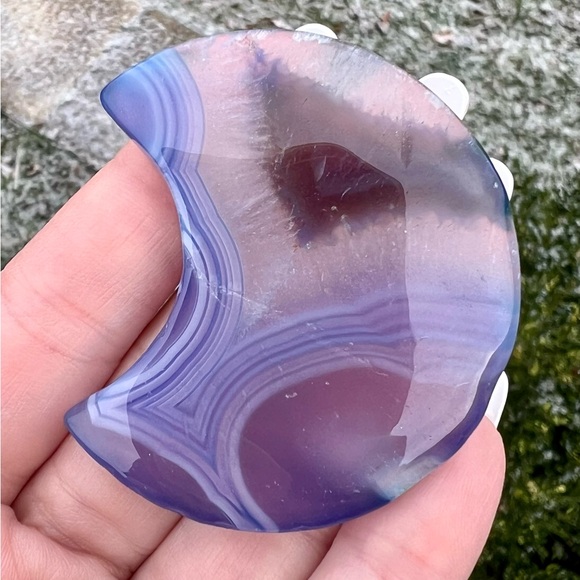 Blue Cherry Agate Heart + Ametyst Heart Crystal Specimens - Picture 4 of 7